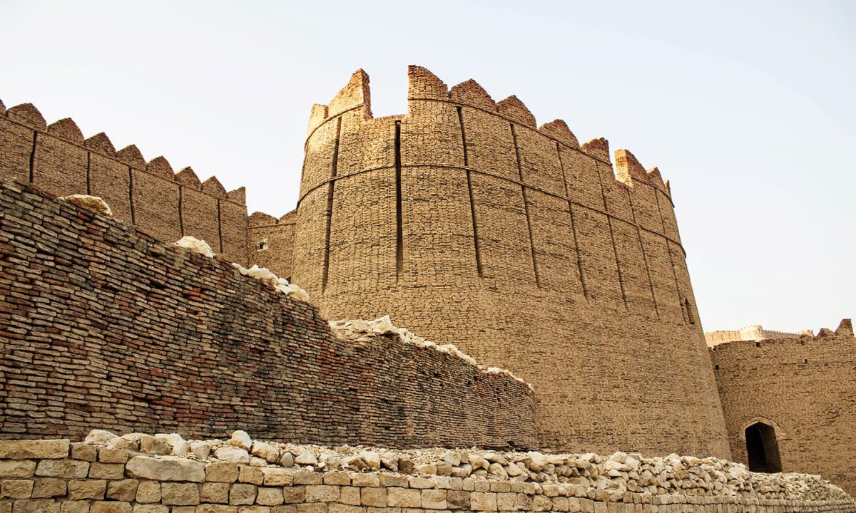 archaeological-sites-in-pakistan-face-of-historical-remains